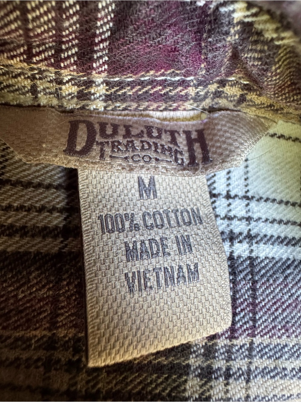 Duluth Trading Co women’s Plaid Button-Down Shirt in Maroon and Tan medium euc - Picture 6 of 6